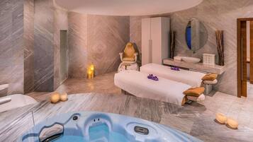 Sauna, tina de hidromasaje, baño de vapor y baño turco o hammam
