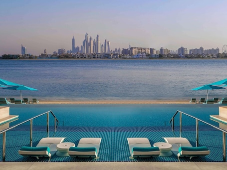 The Retreat Palm Dubai MGallery by Sofitel