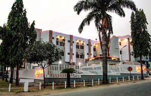 Exterior - Dayspring Hotel 1 (Abuja)