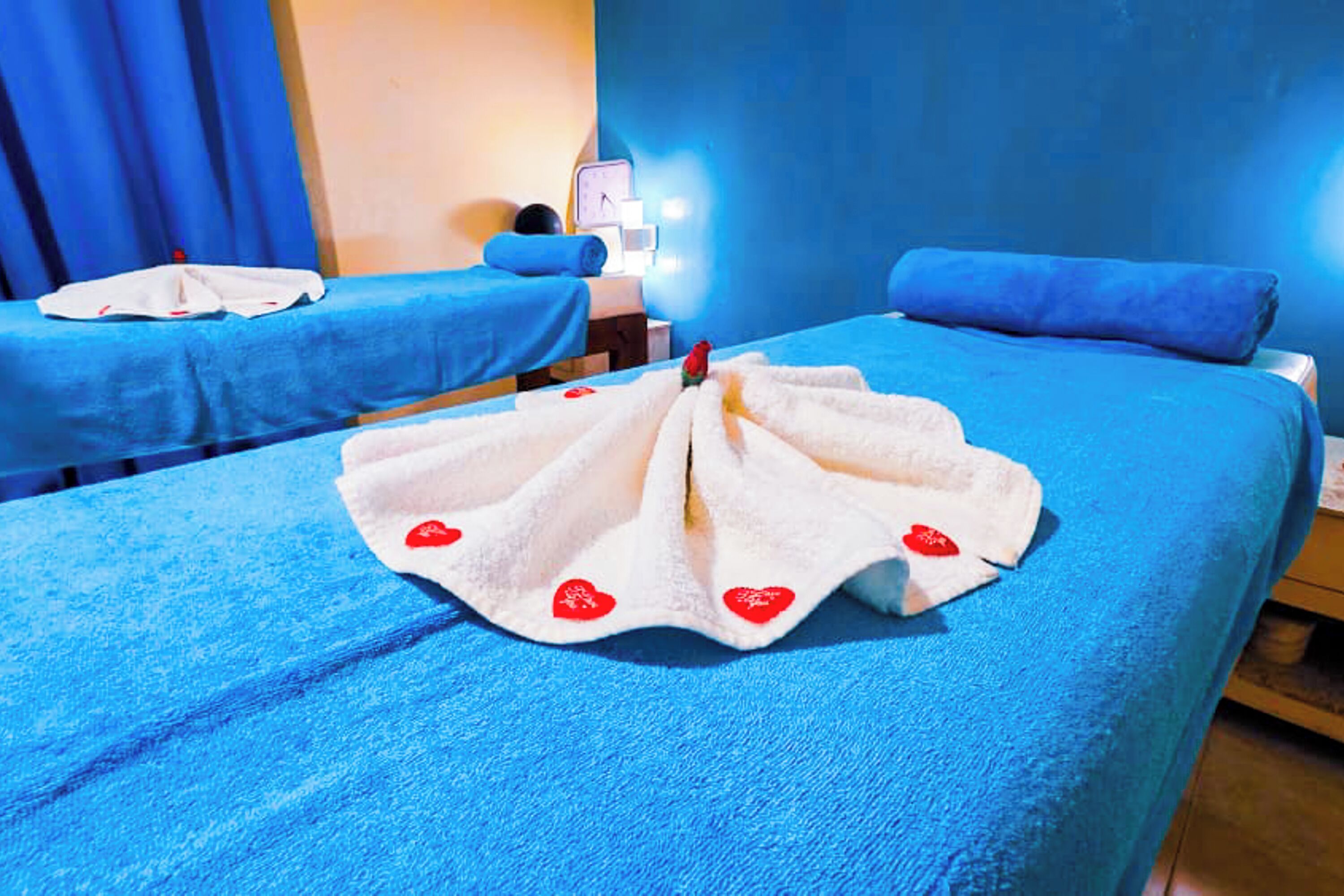 Behandlungsräume für Paare, Körperbehandlungen, Massagen am Strand