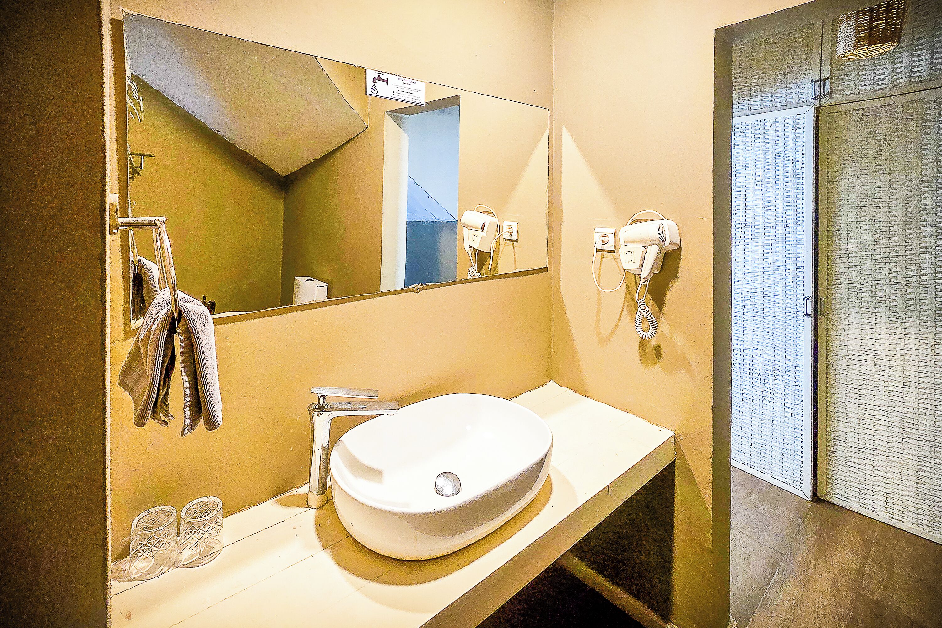 premium room, ocean view | bathroom | shower, free toiletries, towels