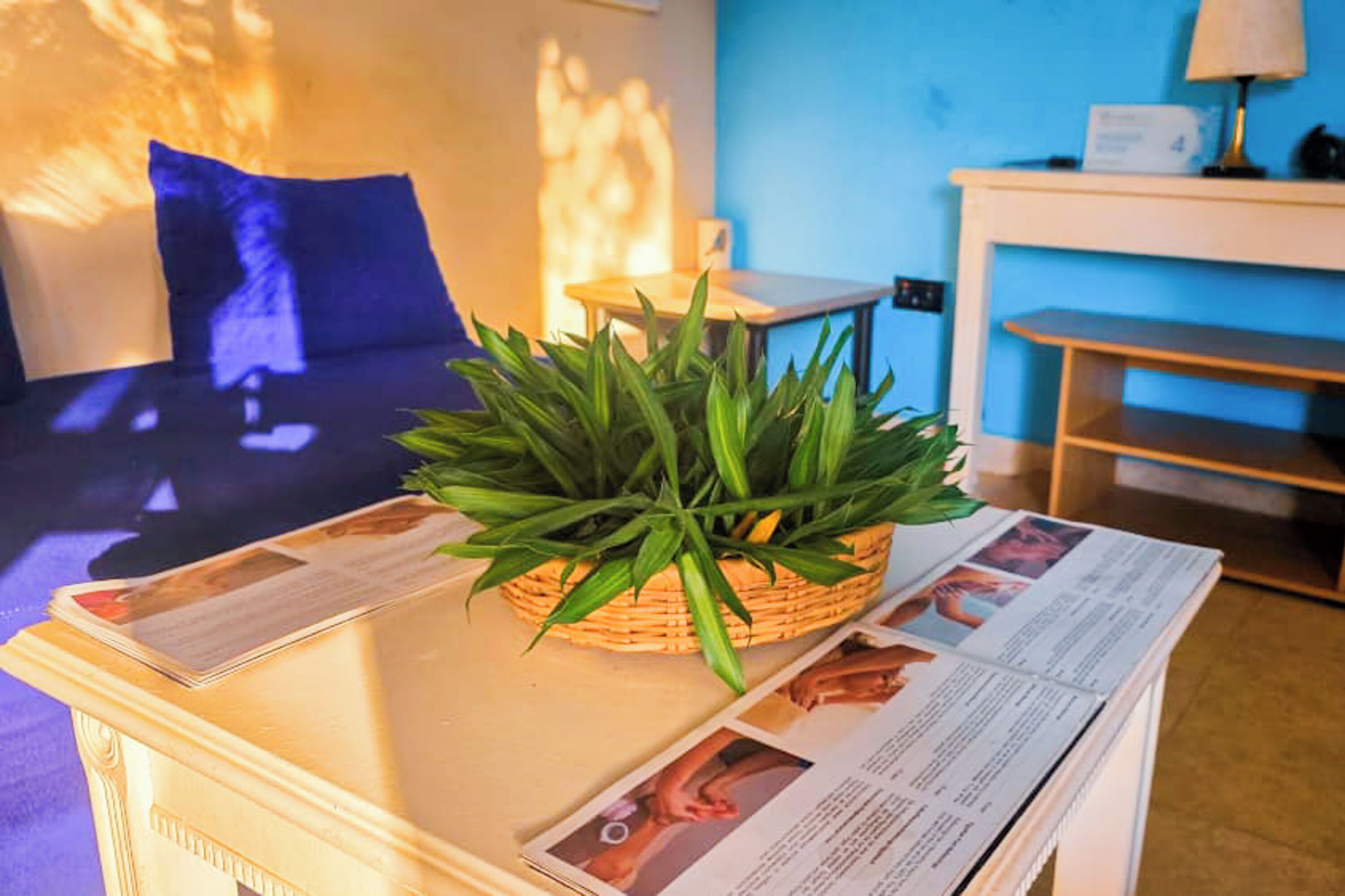 Couples treatment room(s), body treatments, massages on the beach