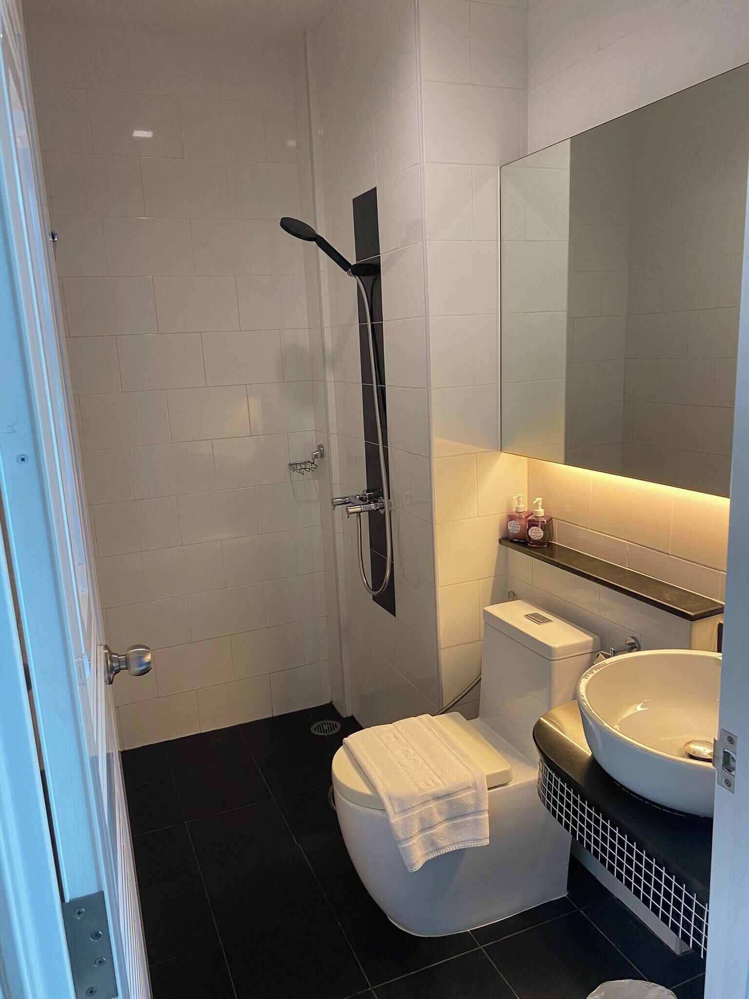 standard king size bed  | bathroom | rainfall showerhead, free toiletries, hair dryer, towels