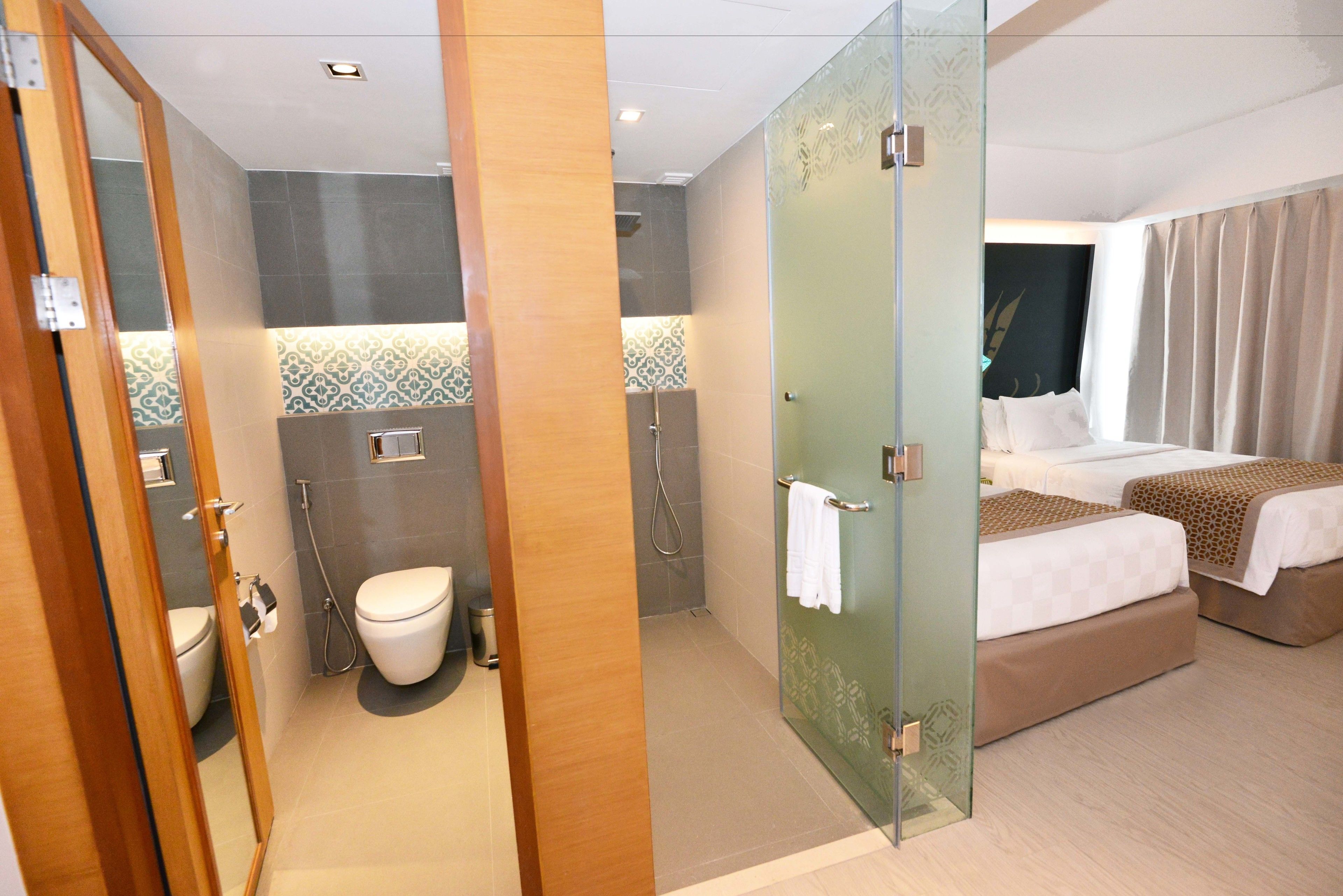 shower, free toiletries, hair dryer, bathrobes