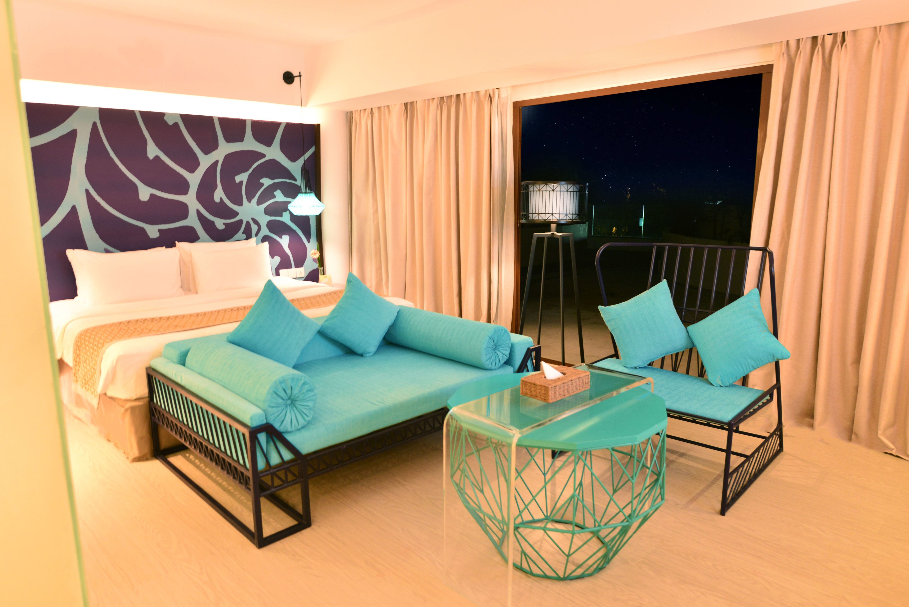 Suíte | Frigobar, cofres nos quartos, individualmente decorados