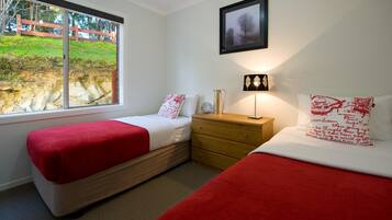 House, 5 Bedrooms | 5 bedrooms, iron/ironing board, cribs/infant beds