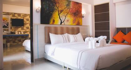 Maverick Ratchada Hotel