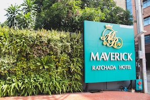 Property grounds - Maverick Ratchada Hotel (Bangkok)