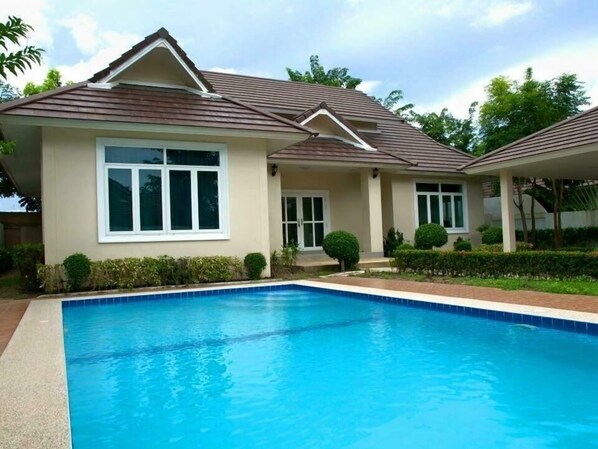 Terrace/patio - Pattaya Longstay Village 3 (Bang Lamung)