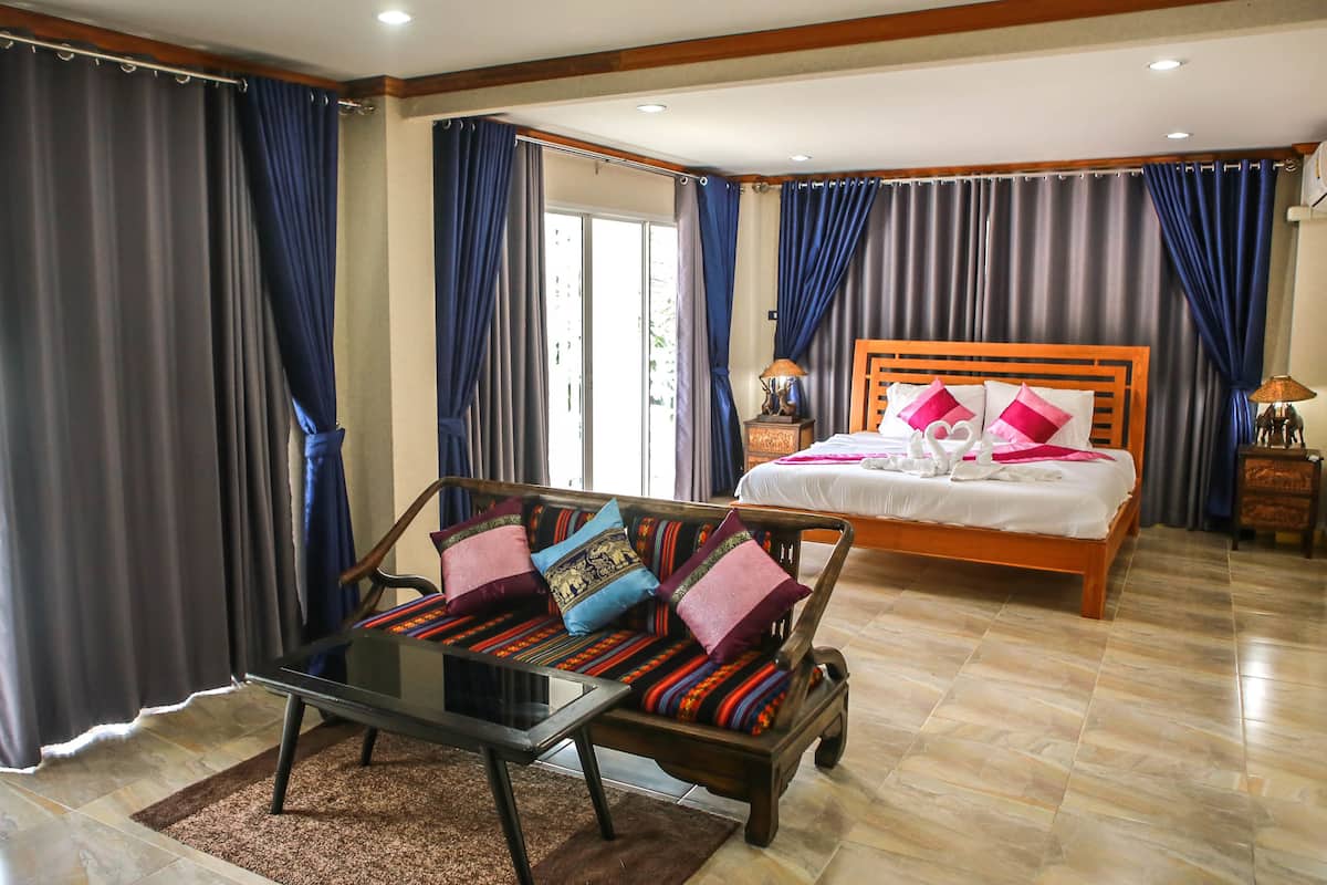 Honeymoon Sweet | บริเวณนั่งเล่น | ทีวี