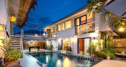Secret Garden Pool Villa