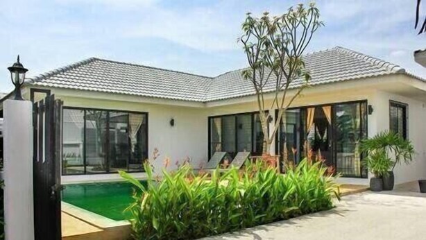 2-Bedroom Private Pool Villa | ลานระเบียง/นอกชาน