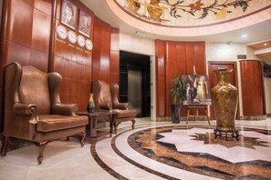 Interior detail - Sofia Suites Hotel (Amman)