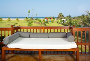 Executive Double Room, Sea View, Sea Facing | Premium bedding, minibar, in-room safe, desk - Le Pondy Beach & Lake Resort (Puducherry)