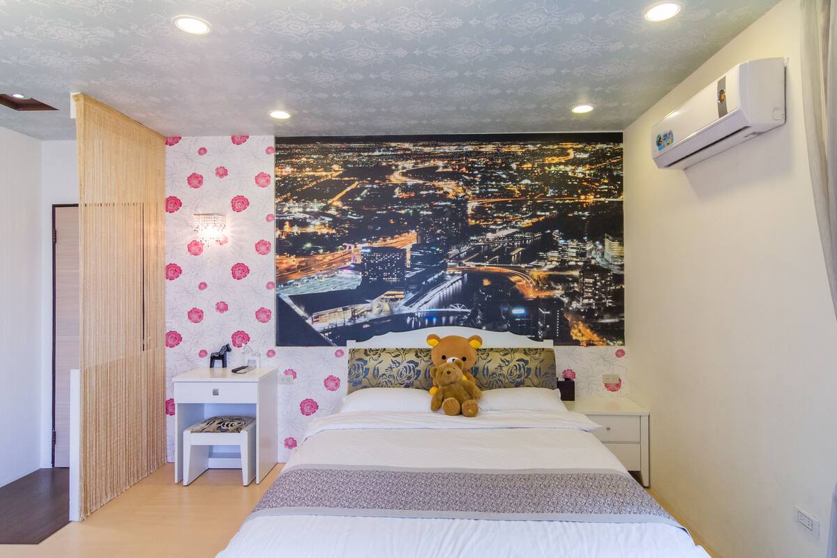 Superior Double Room | Blackout curtains, rollaway beds, free WiFi