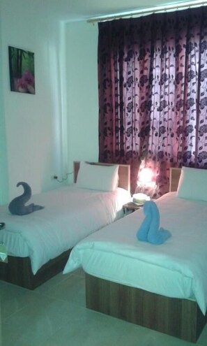 Soundproofing, iron/ironing board, free WiFi, bed sheets