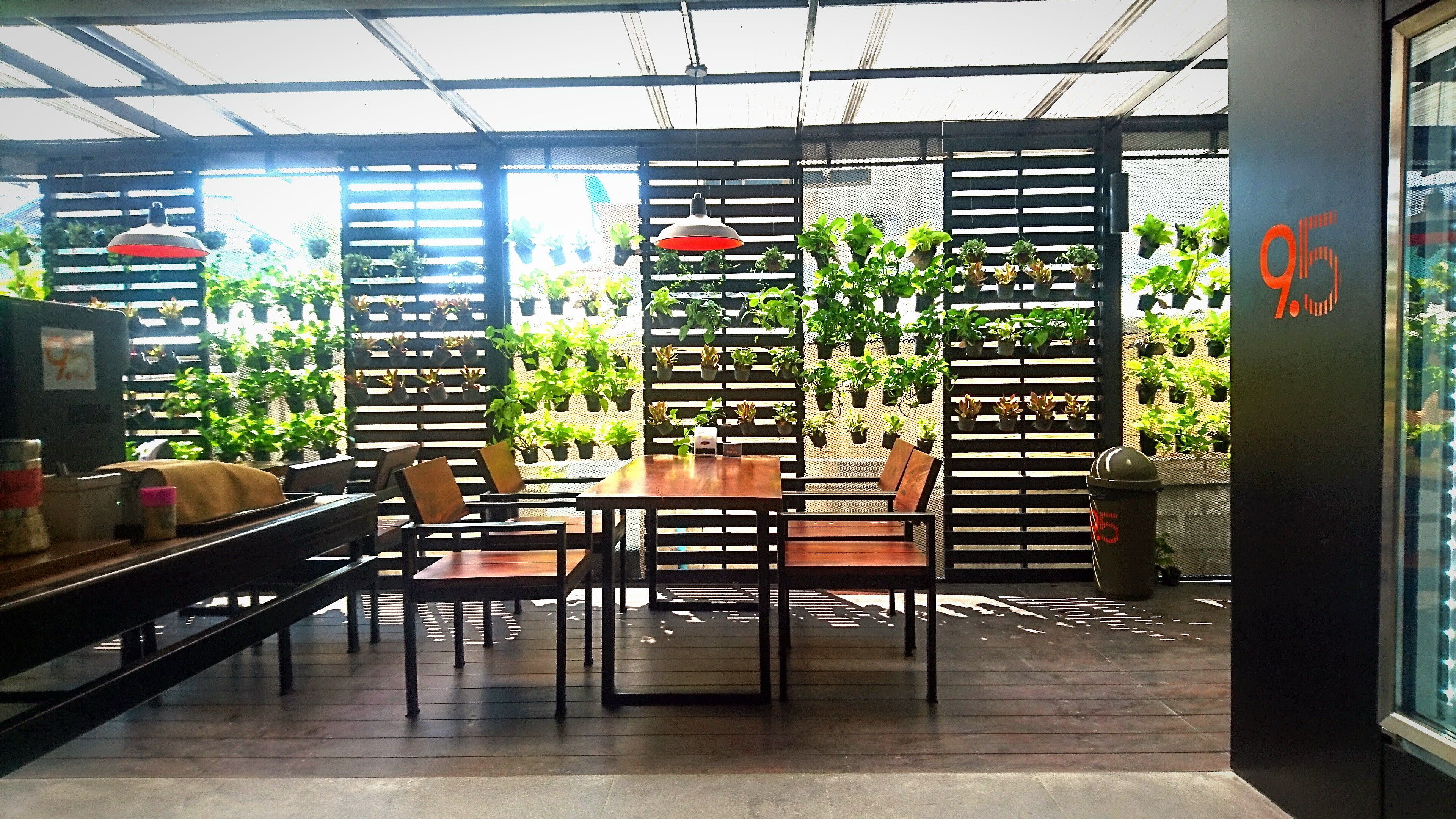 Breakfast (THB 250 per person)