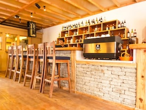 Bar (on property) - Tristar Hotel (Pokhara)