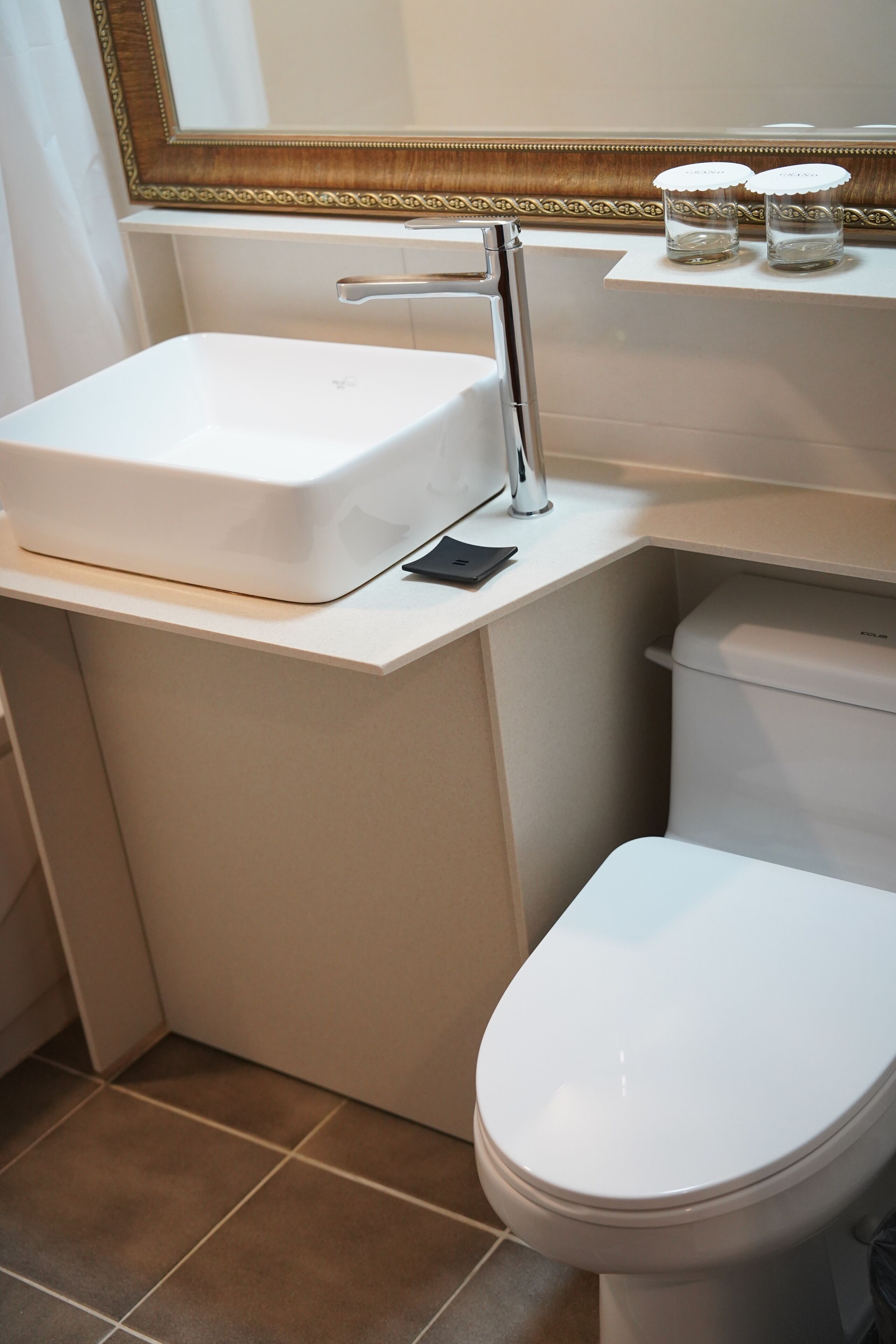 standard twin room with breakfast. floor heating | bathroom | free toiletries, hair dryer, slippers, towels