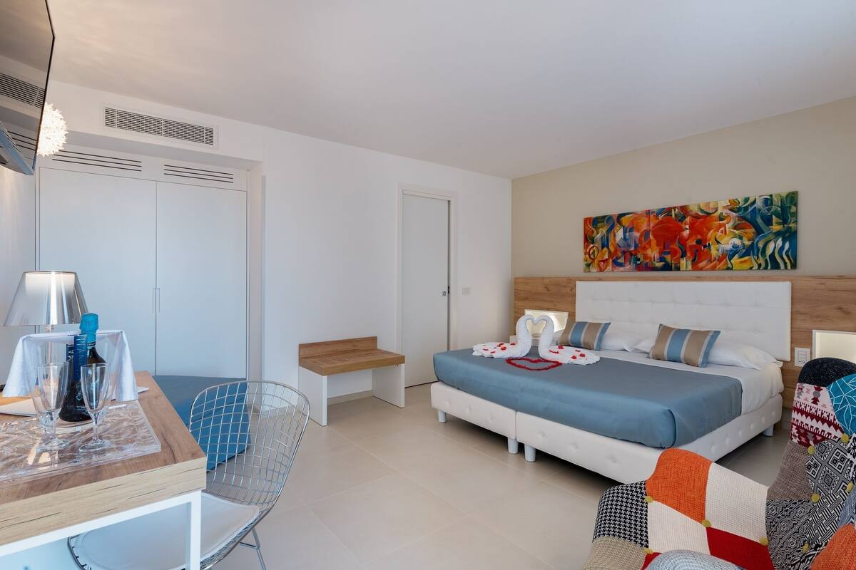 Junior Suite | Ropa de cama de alta calidad, edredón y minibar