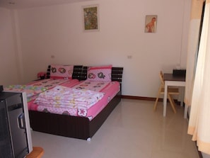 Rollaway beds, free WiFi