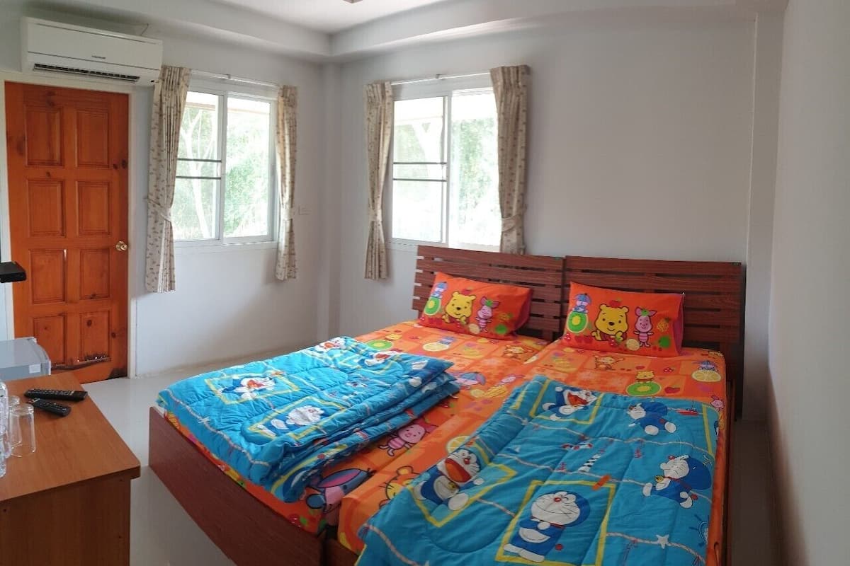 Standard Shene 13 | Rollaway beds, free WiFi