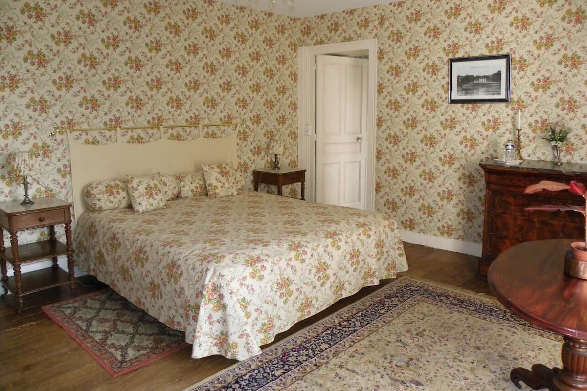 Family Suite, Ensuite, River View (Chevalier de Béla) | Premium bedding, desk, WiFi (free), individually decorated