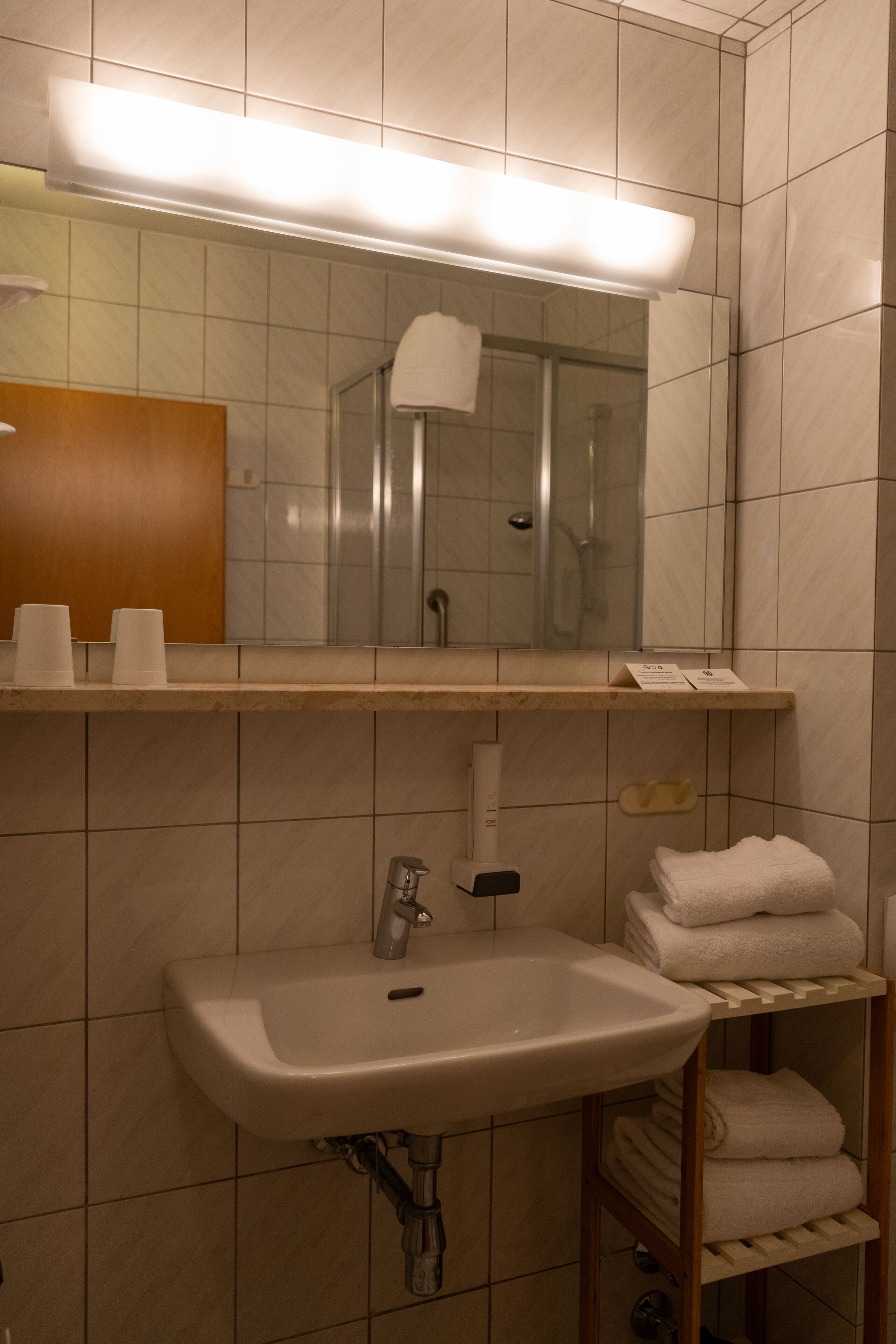 basic studio | bathroom | free toiletries, hair dryer, towels
