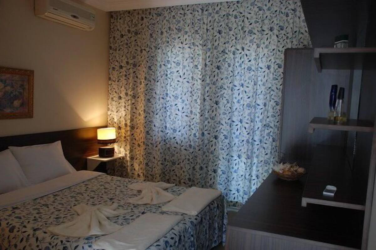 Habitación estándar doble | Minibar, escritorio, wifi gratis