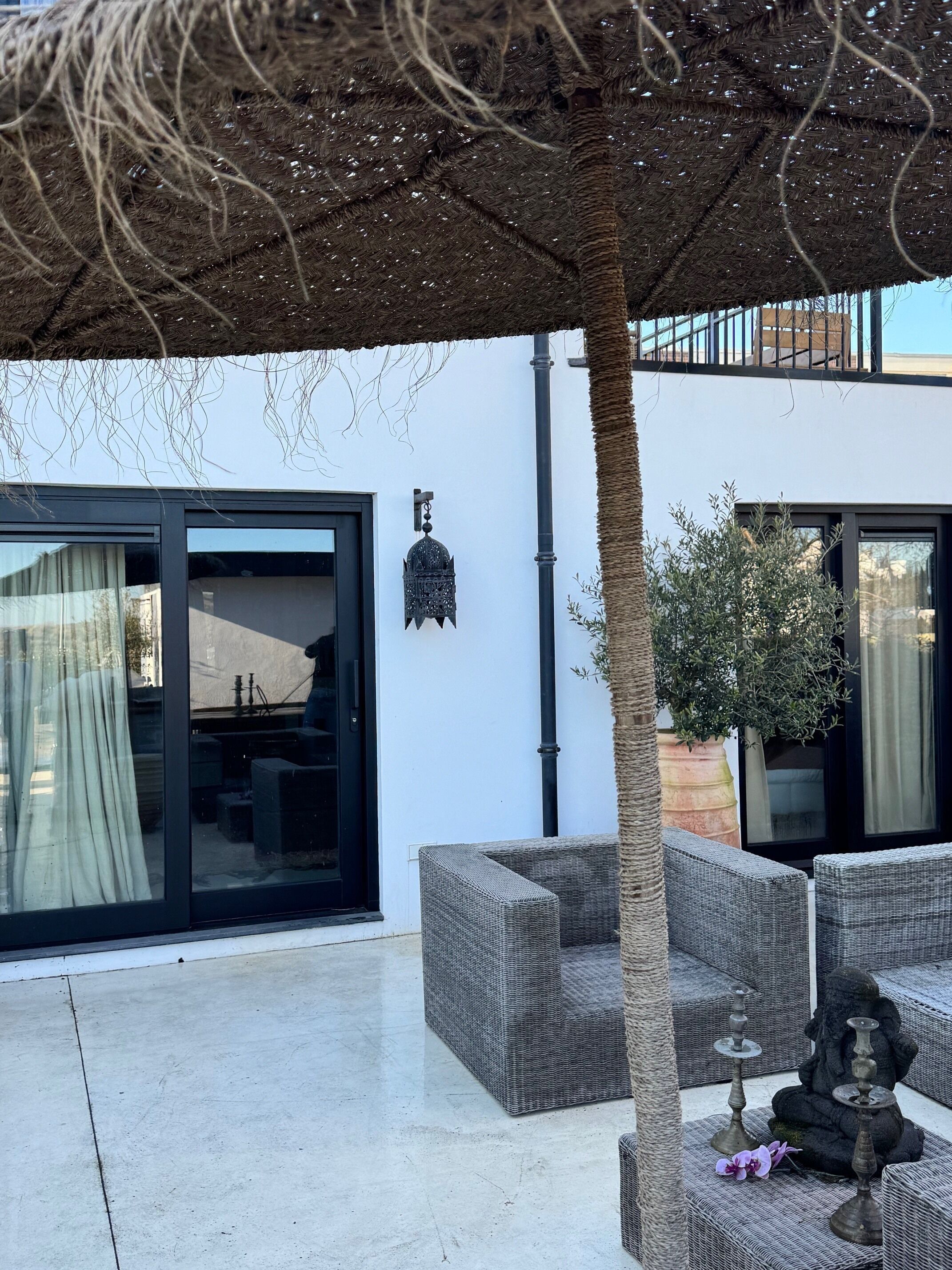 舒适开间套房, 1 张大床 | 露台