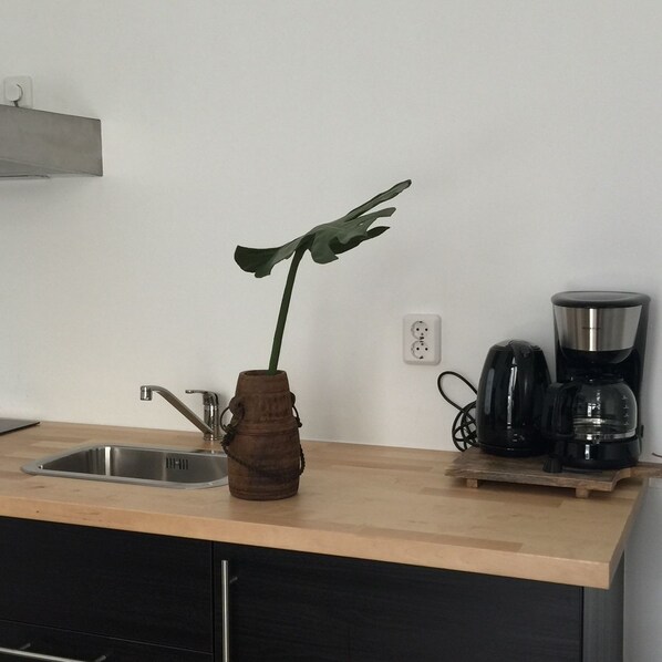 City Apartment, 1 Bedroom, Balcony | Premium bedding, individually decorated, individually furnished