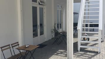 City Apartment, 1 Bedroom, Balcony | Balcony