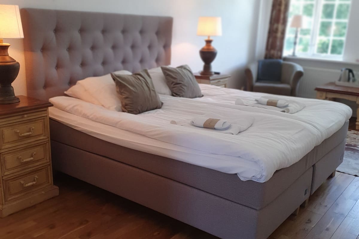 premium double room | 1 bedroom, blackout curtains, iron/ironing board, free wifi