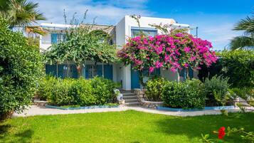 Façade de lâhĂ©bergement