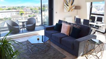 Apartment, Private Bathroom (2 bed Deluxe apartment ) | Ruang Istirahat