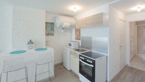 Studio Ottawa | In-room dining - Metz Attitude (Metz)