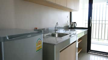 Chambre Deluxe, 2 lits une place, balcon | Coin cuisine privé