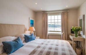 Doppelzimmer, Meerblick | Hochwertige Bettwaren, Schreibtisch, Bügeleisen/Bügelbrett