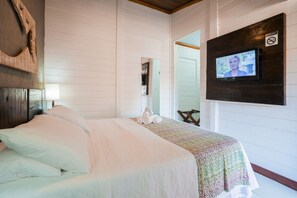 Habitación doble estándar | Minibar, cortinas blackout, insonorización y ropa de cama 