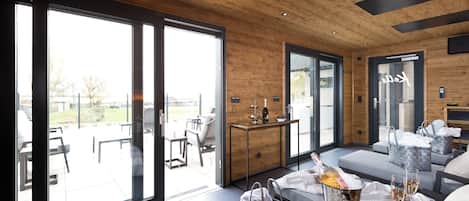 Hot tub, hot stone massages, deep-tissue massages, sports massages