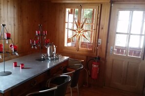 Chalet, 3 Bedrooms, Mountain View | In-room dining - Cosy authentic Chalet in Gsteig (Gsteig)