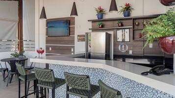 Smart TV 50 polegadas com canais a cabo, TV