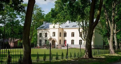 Modlin Palace