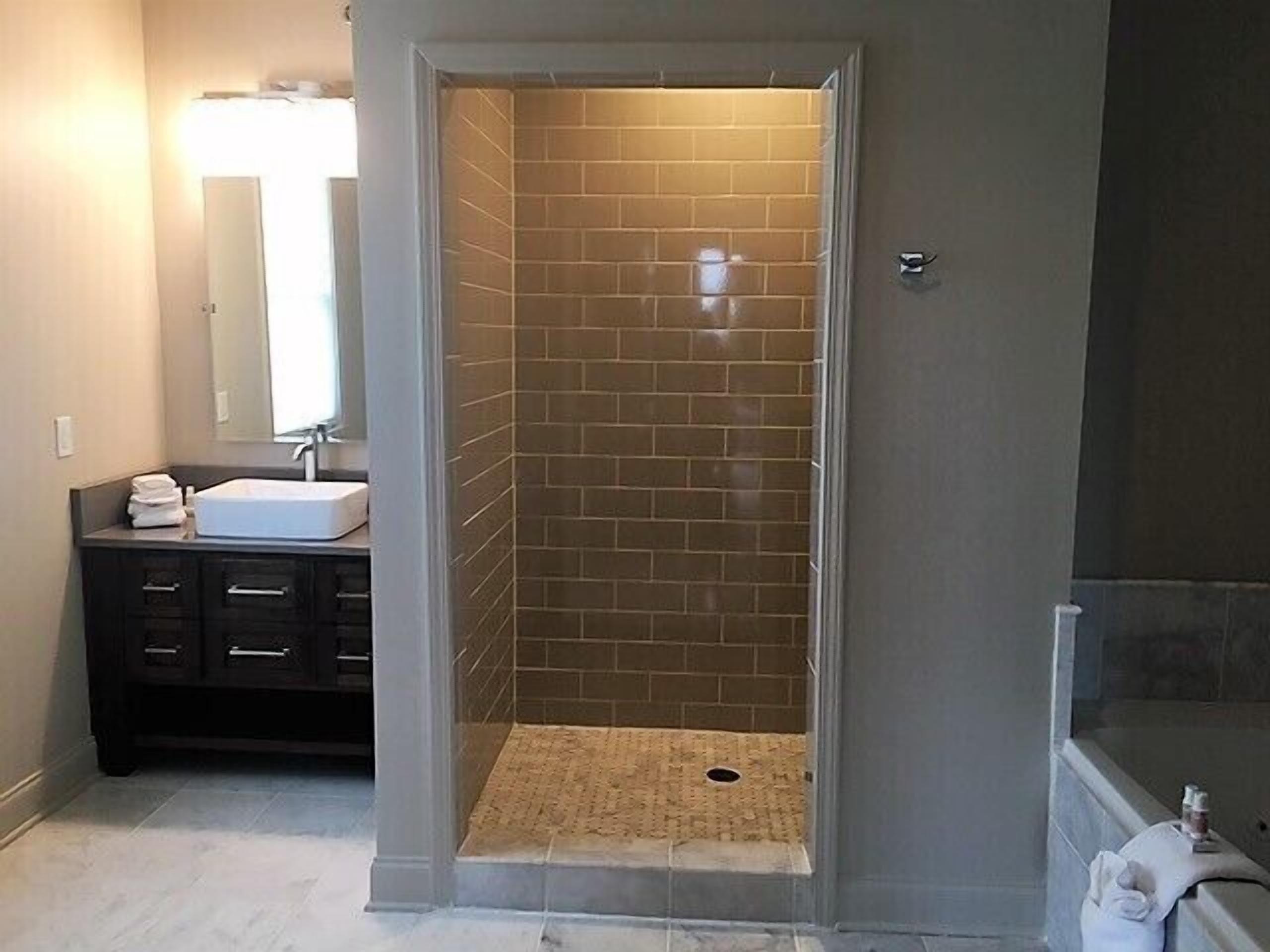 penthouse, 1 king bed with sofa bed (west grand penthouse) | bathroom | separate bathtub and shower, jetted bath, free toiletries, hair dryer