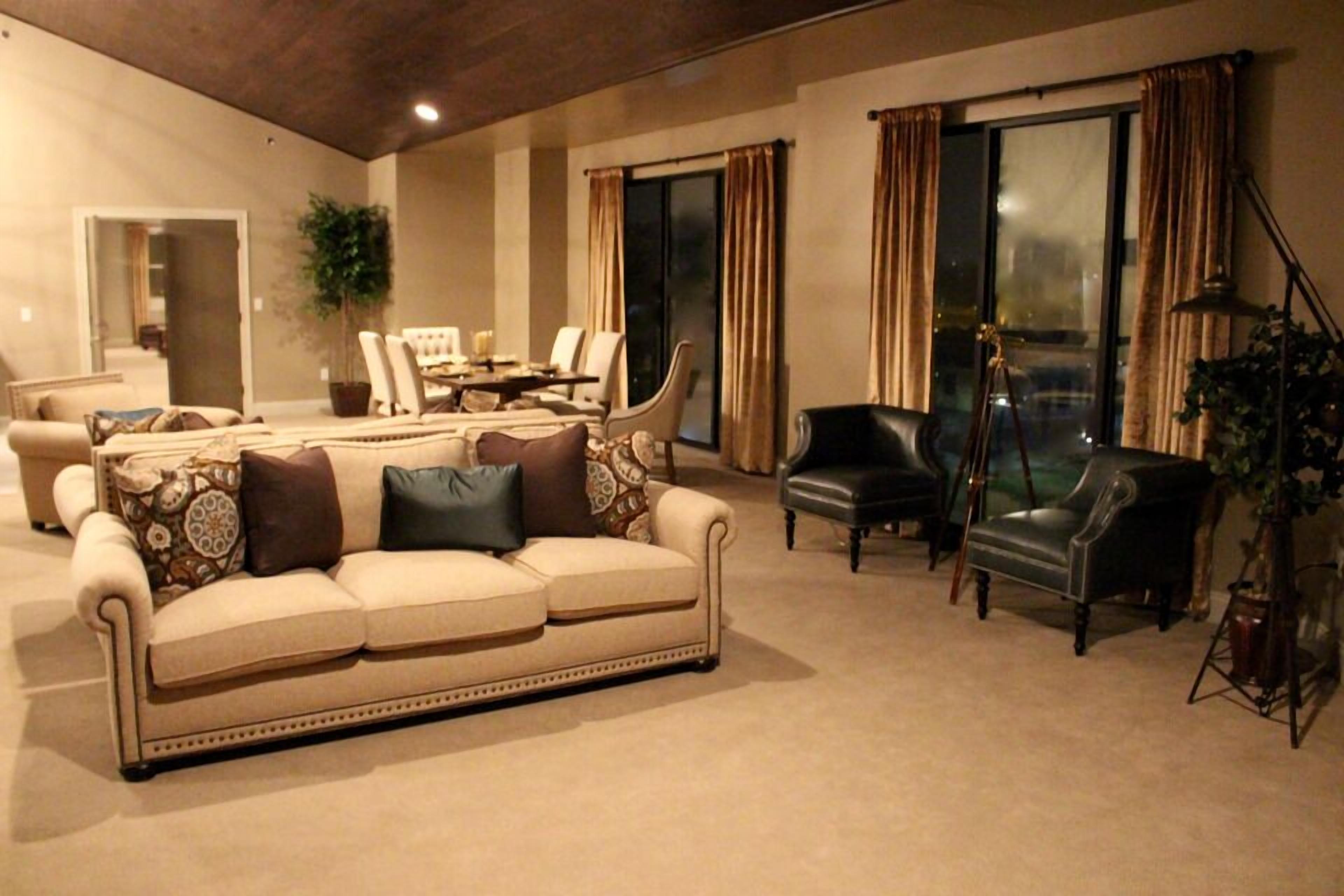 penthouse, 1 king bed with sofa bed (east grand penthouse) | 1 bedroom, premium bedding, individually decorated