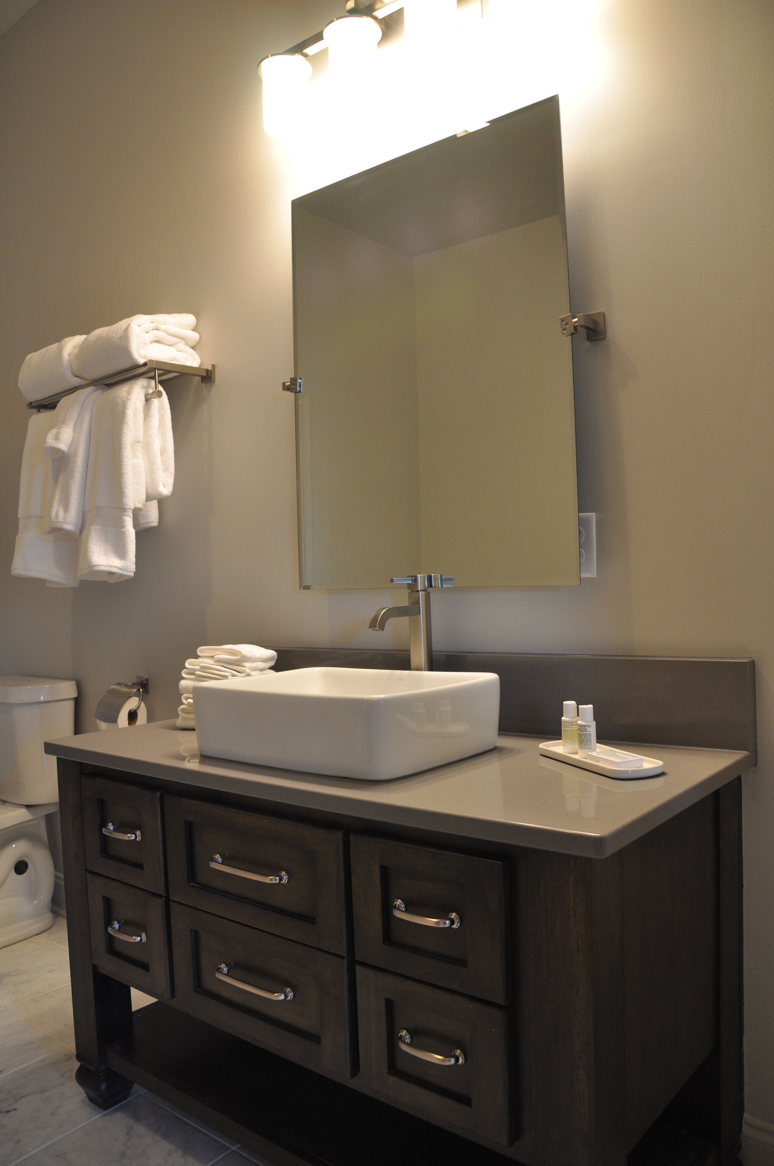 suite, 1 king bed with sofa bed (lincoln suite) | bathroom | separate bathtub and shower, jetted bath, free toiletries, hair dryer