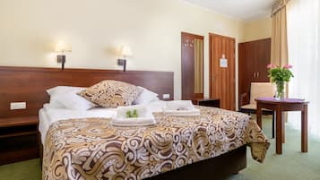 Kahden hengen huone | Työpöytä, ilmaiset vauvansängyt, ilmainen Wi-Fi, vuodevaatteet