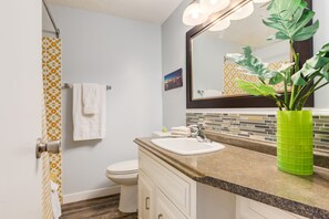 Apartment, 4 Schlafzimmer, Kamin | Badezimmer