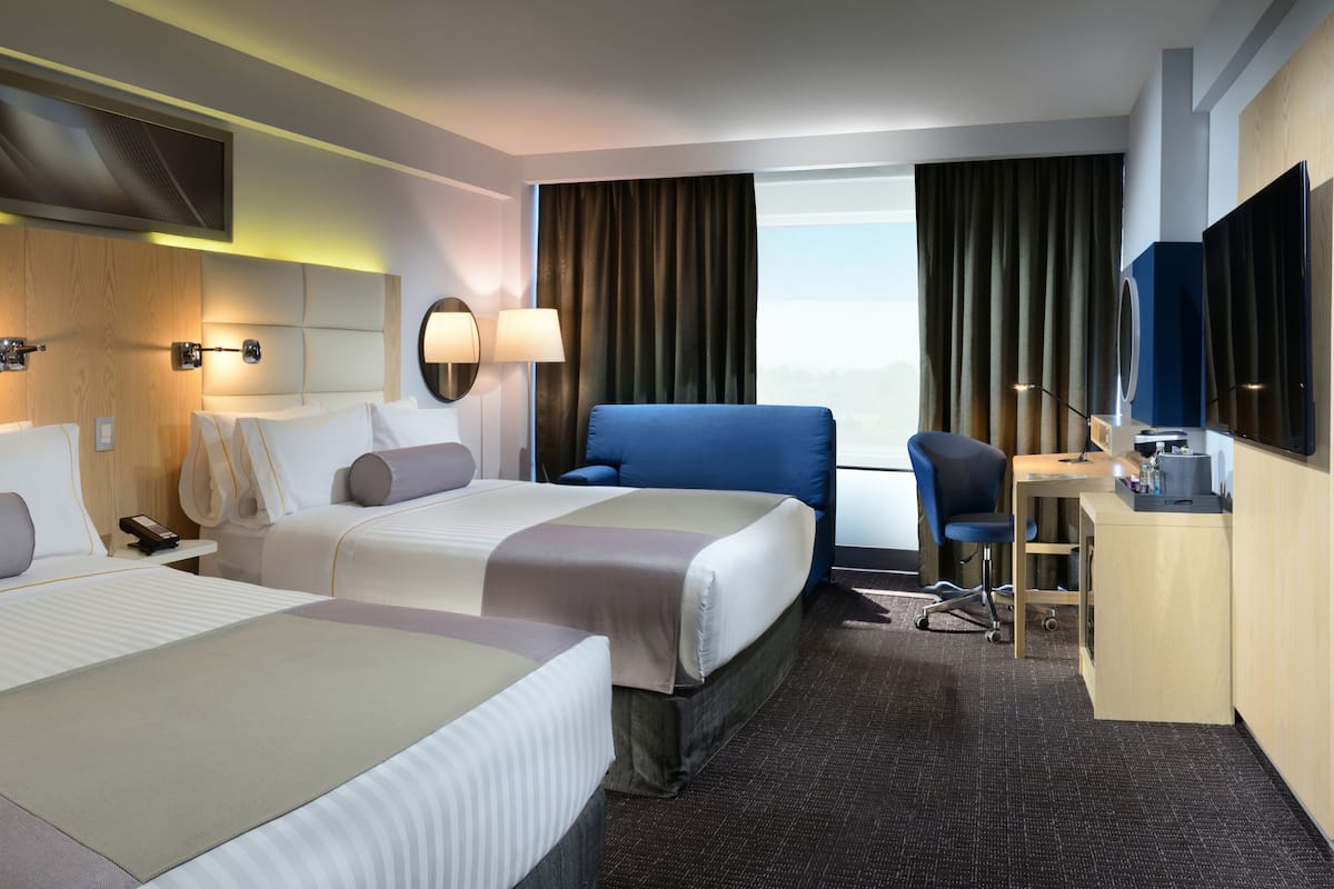 standard room, 2 queen beds, non smoking | 1 bedroom, premium bedding, down duvets, in-room safe