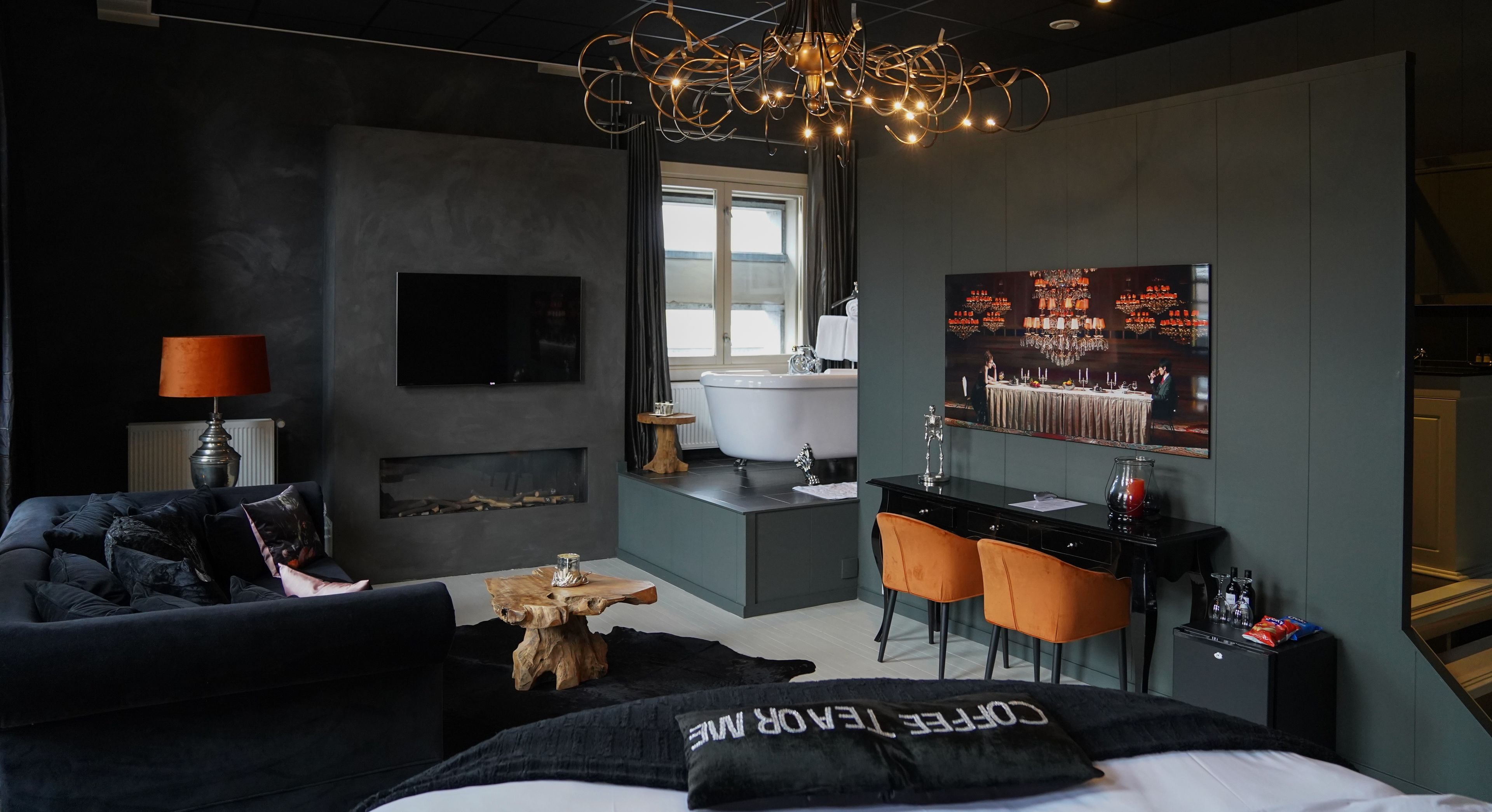 suite (kapel) | minibar, soundproofing, iron/ironing board, cots/infant beds